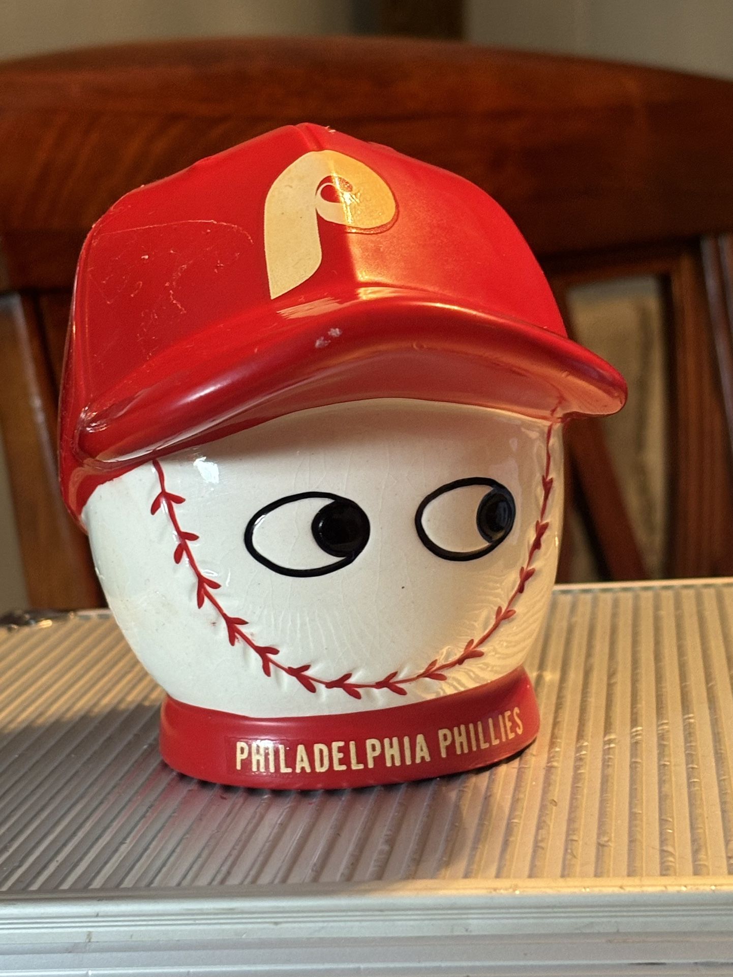 Vintage (Rare) 4.5 Inch Philadelphia Phillies Ceramic Bank
