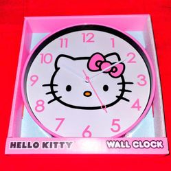 NEW Hello Kitty Wall Clock 