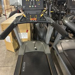 Matrix Commercial Treadmill T5X