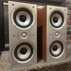 Polk Monitor 40 Speakers - Excellent Condition