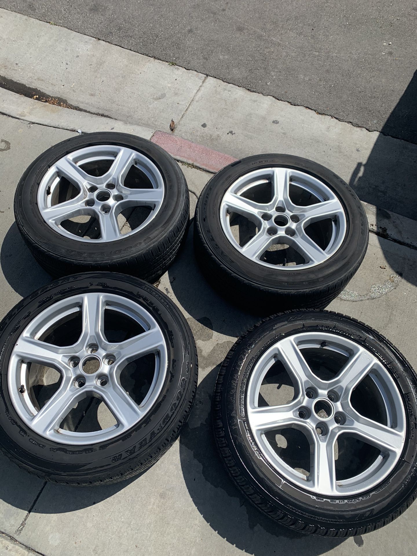 18-inch Chevy Camaro Stock OEM Wheels & Tires with Black RIM Covers