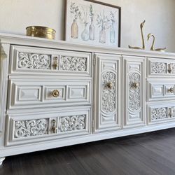 Gorgeous Cream XL Unique Dresser Credenza or Entry way Piece Delivery available 