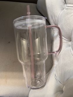 Clear Tumbler with Handle and Straw
