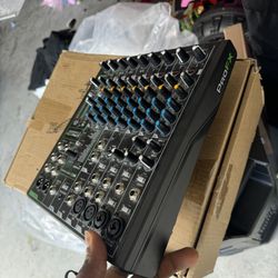Mackie ProFx10V3 Mixer