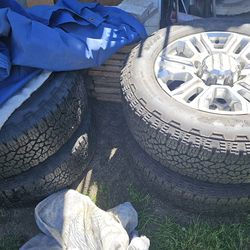 GMC DENALI rims and tires  LT 275-65R20