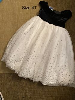 Dress size 4T