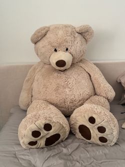 Giant Teddy Bear