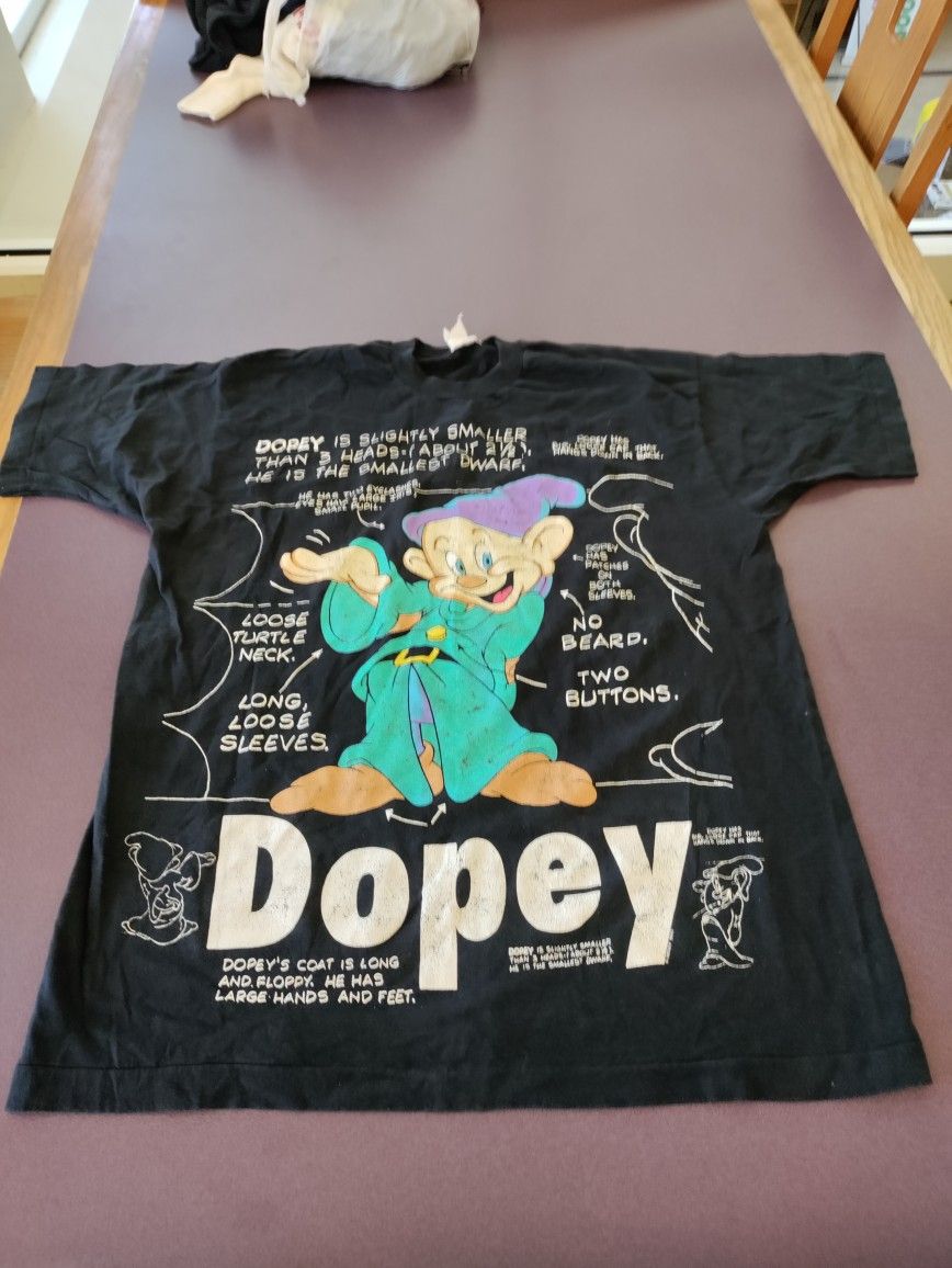 Vintage 1991 AOP Single Stich Disney Dopey Drwaf Shirt Size XL