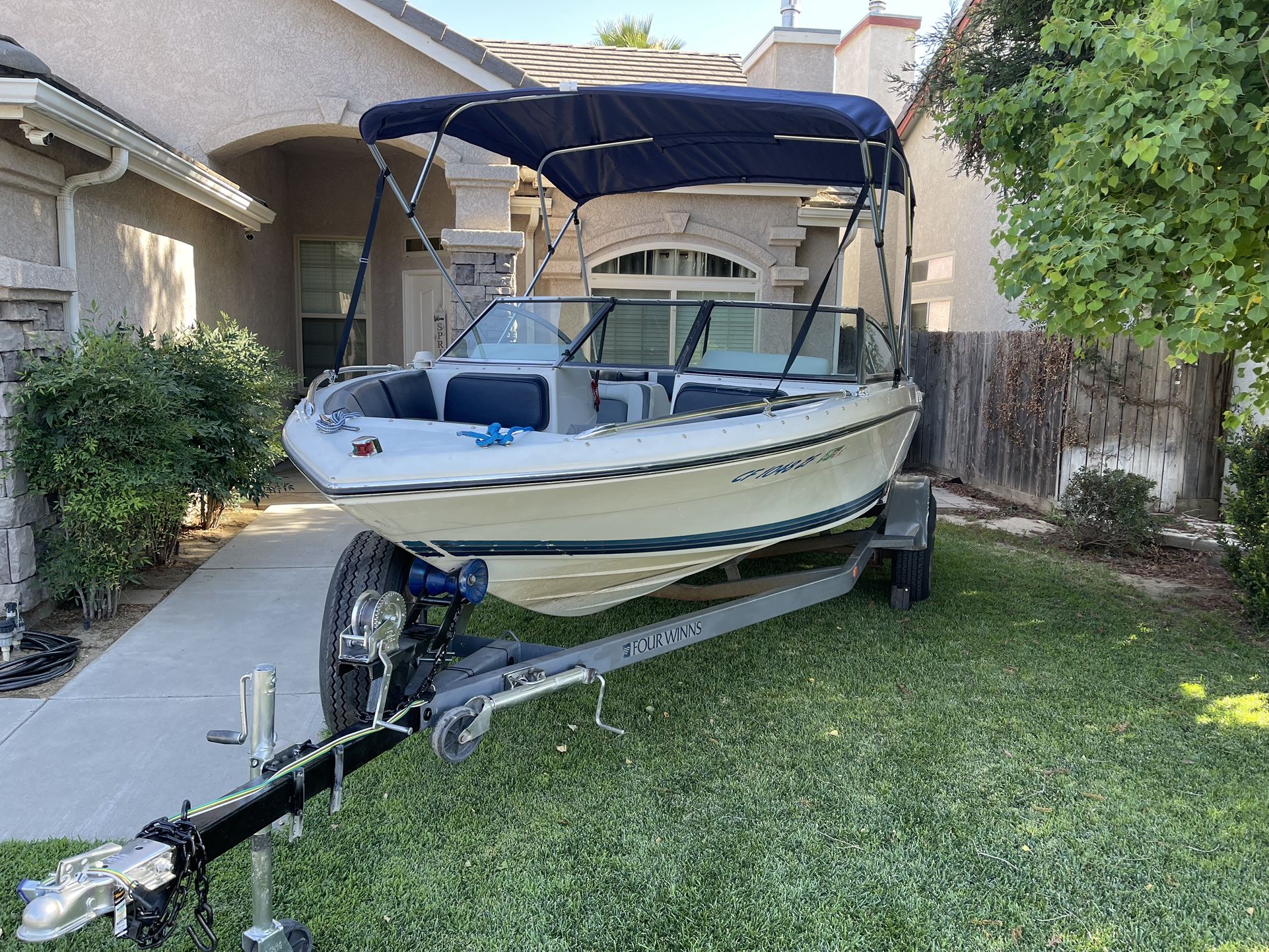 90’ Four Winns Freedom Boat for Sale in Bakersfield, CA - OfferUp