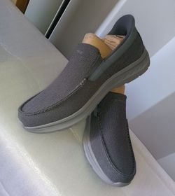 NEW size 15 Skechers Men's Slip-On Loafers