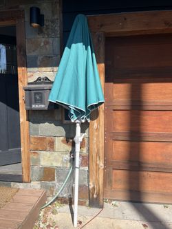 Free Patio Umbrella
