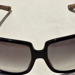 Burberry Sunglasses Women’s 4095 (contact info removed)