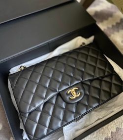 Chanel classic flap