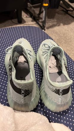 Basically, brand new worn only a few times Yeezy boost 350 v2