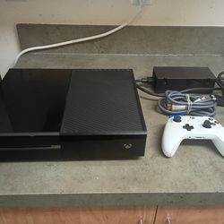 Microsoft Xbox One 500GB Console W/Cords, Wireless Controller, Tested Working