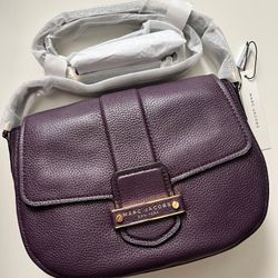 【MARC JACOBS】TRAVELER MINI MESSENGER BAG