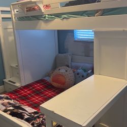 Used Ivy League 2.0 White Full/Twin Bunk Bed Set - Just Disassemble And It’s Yours. 