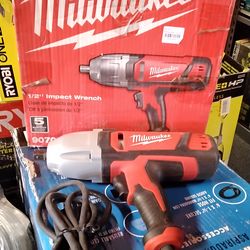 MILWAUKEE 1/2" IMPACT WRENCH