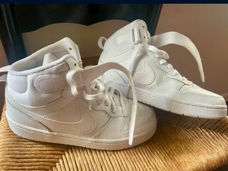 Size 5 Shoes Nikes 