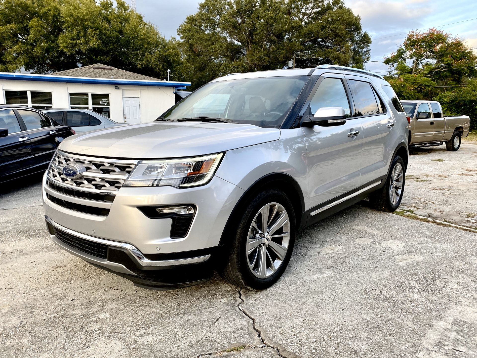 2019 Ford Explorer Limited - Wholesale Price