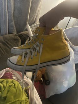 Yellow Converse Size 9
