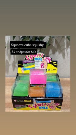 Squeez  Cube Squishy