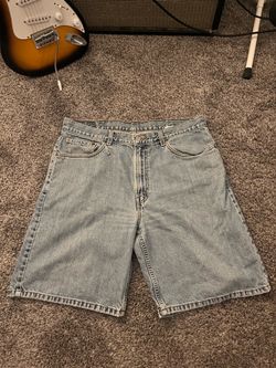 Men’s Baggy Levi’s Jorts