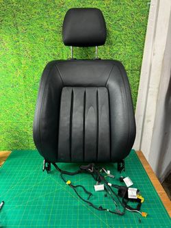 12-18 Mercedes CLS550 W218 Front Right Passenger Side Top Upper Seat Cushion OEM