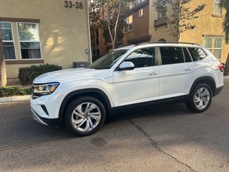 Volkswagen Atlas  SE tech pkg sport utility SUV White