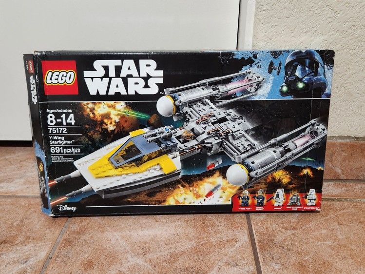 LEGO Star Wars 75172 Y-Wing Starfighter