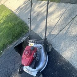 Honda lawn mower