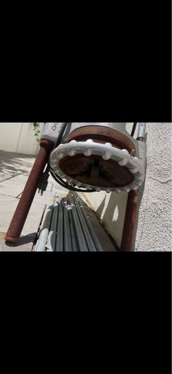 Tread machine