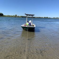 1981 Boston whaler Montauk