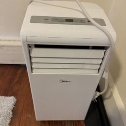 Midea 6000 BTU Air conditioner 