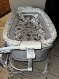 Baby Bassinet With Bobby Pillow