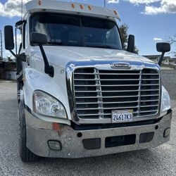 2013 Freightliner 125 Super 10
