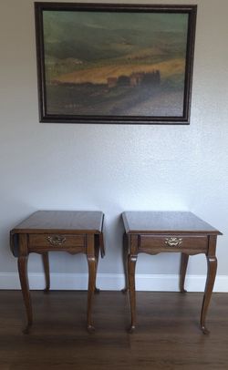 Pair of Vintage Lane Cherry Queen Anne Style Drop Leaf End Tables Nightstands