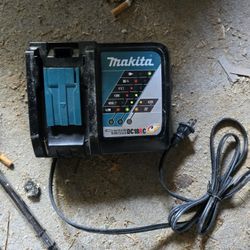 Makita 18v Batery Charger