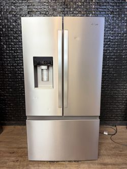 WHIRLPOOL REFRIGERATOR w/WARRANTY! R3606A