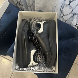 Alexander Mcqueen Men’s Shoe Black And White 