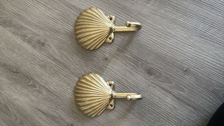 Ocean shell wall hangers