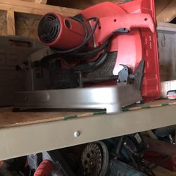 Milwaukee cut off saw