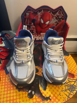 Kids Avia sneakers