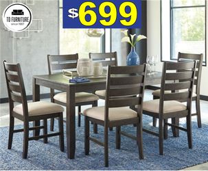 7 Pc Dining Set