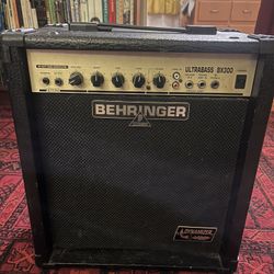 Behringer Ultrabass BX300 Bass Amp
