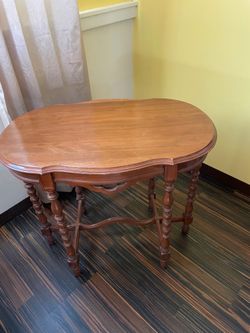 Solid wood side table/entryway table