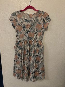 Girls clothing