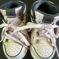 Pink Baby Jordans 5c