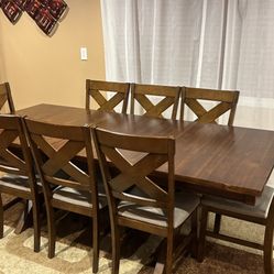 Extension Kitchen table and chairs  Dinning room set