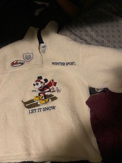 Mickey Mouse Winter Sports Fleece Quarter-Zip Large